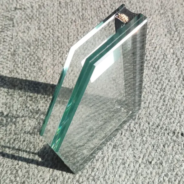 Geam termopan pentru usi si ferestre