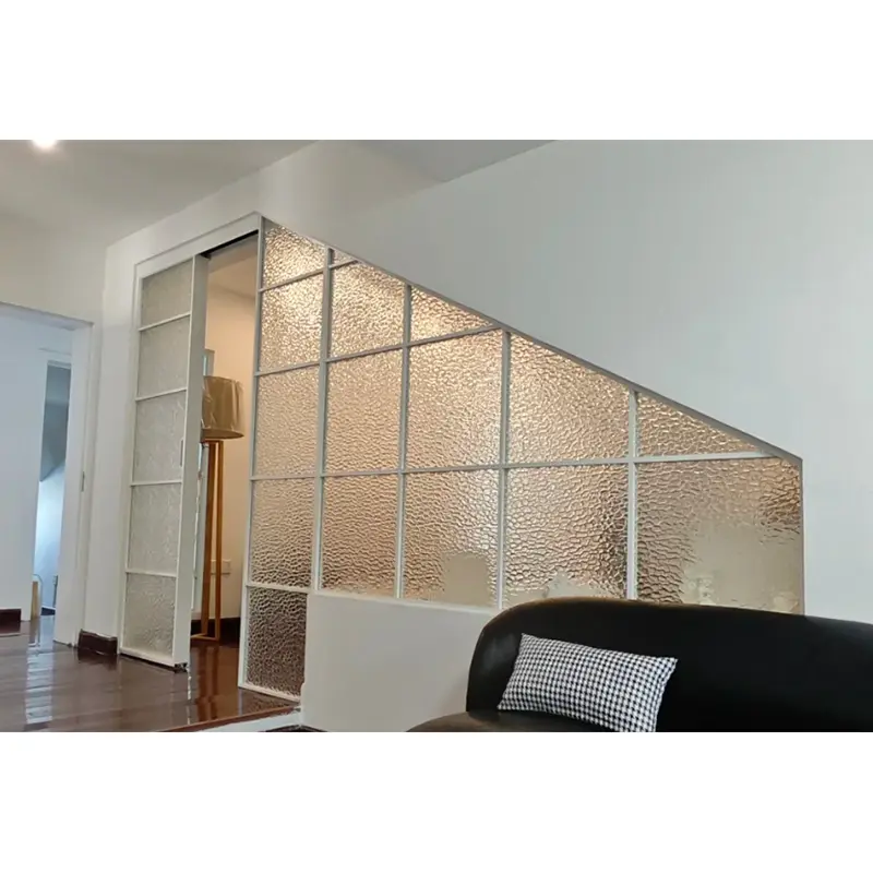 Sticlă în formă neregulată